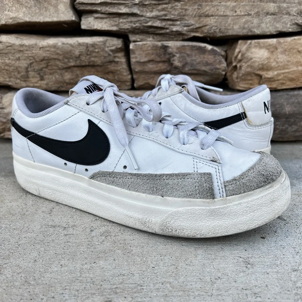 Nike Shoes Women Size 8.5 Blazer Low Platform White Sail Black DJ0292-101